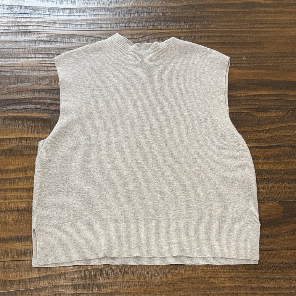 Abercrombie & Fitch Gray Ribbed Sweater